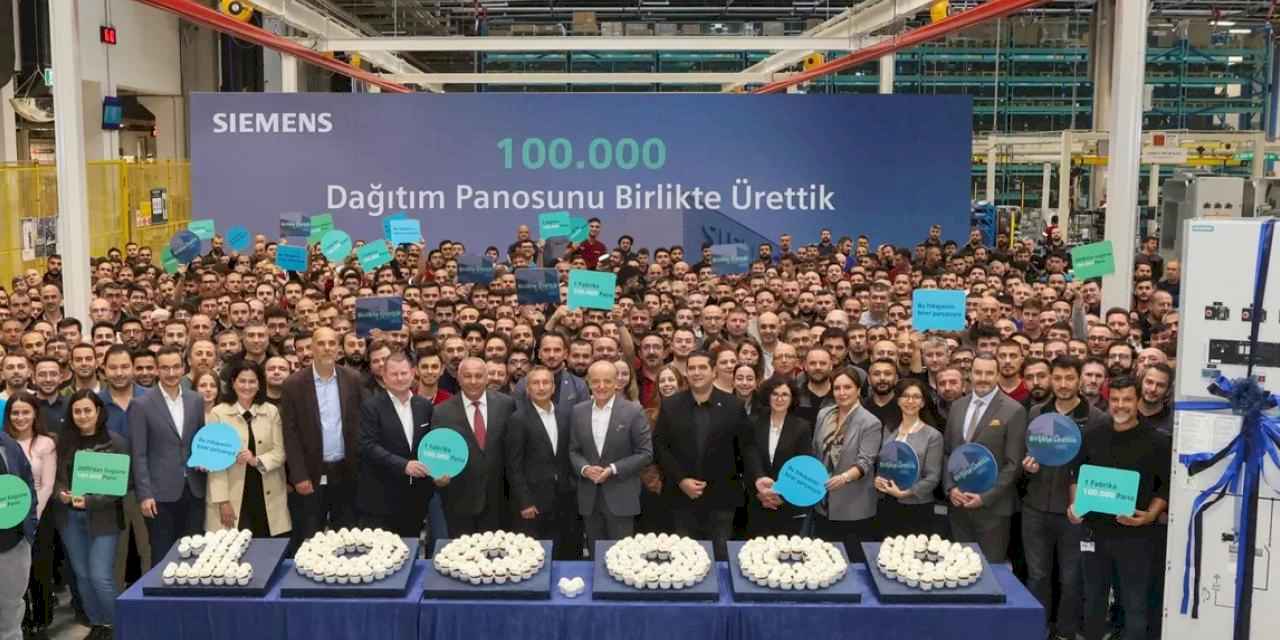 Siemens Türkiye, Gebze Fabrikası'nda 100.000’inci Orta Gerilim Panosunu Üretti