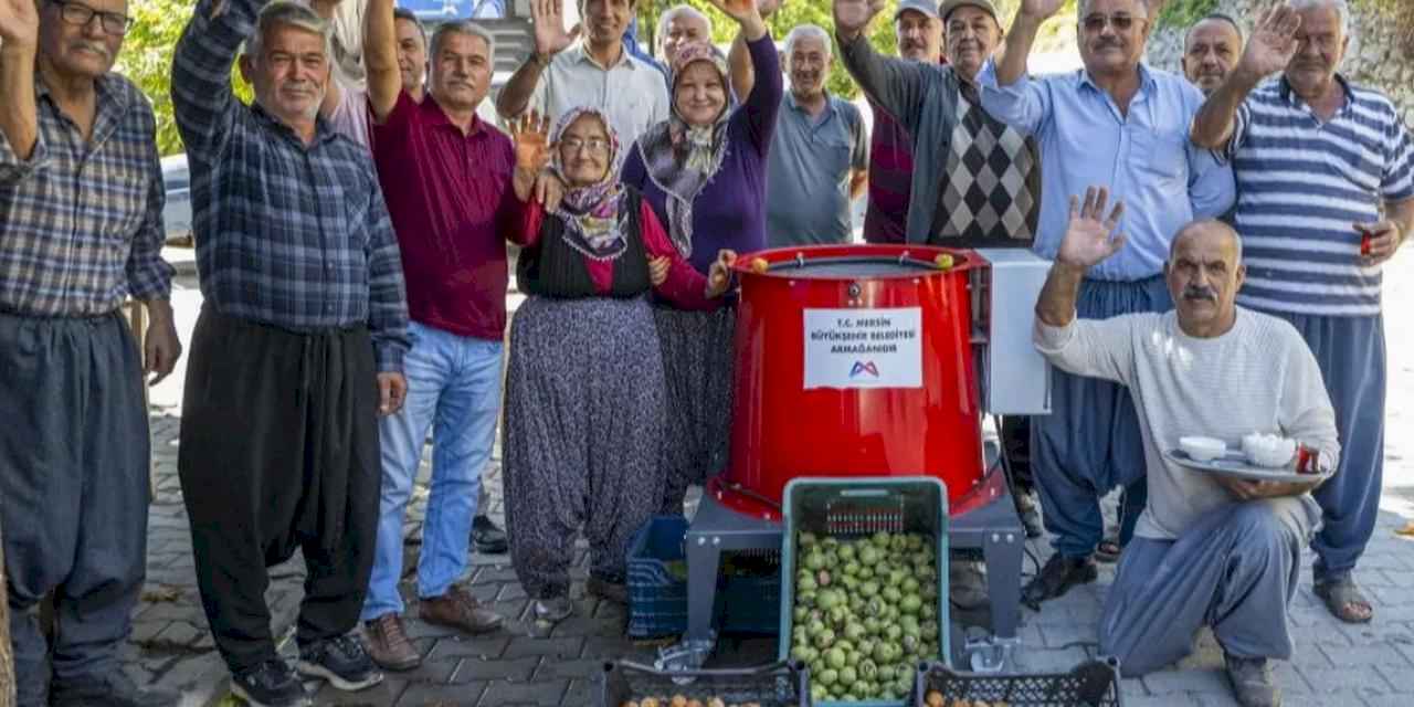 Mersin Büyükşehir’den üreticiye teknolojik destek