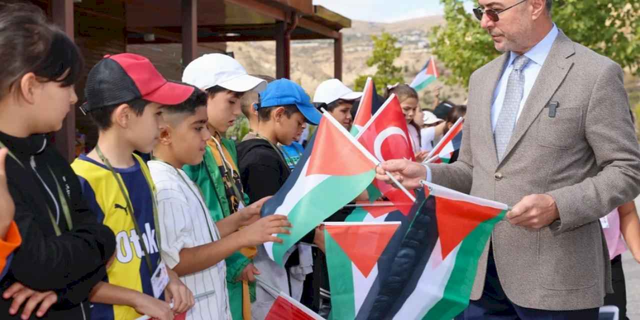 Başkan Pekyatırmacı, Sille Tabiat Okulu’nda öğrencilerle buluştu​​​​​​​