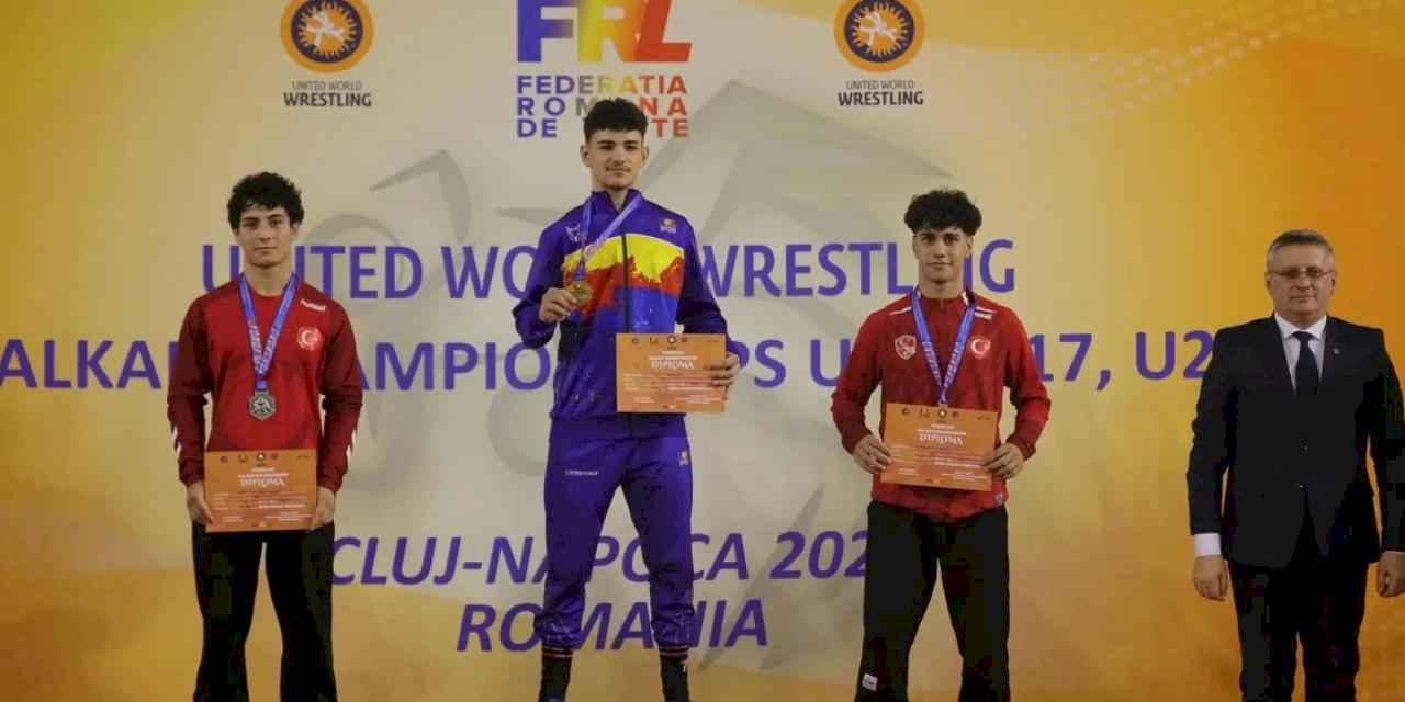 Güreşte Konya'ya çifte madalya sevinci