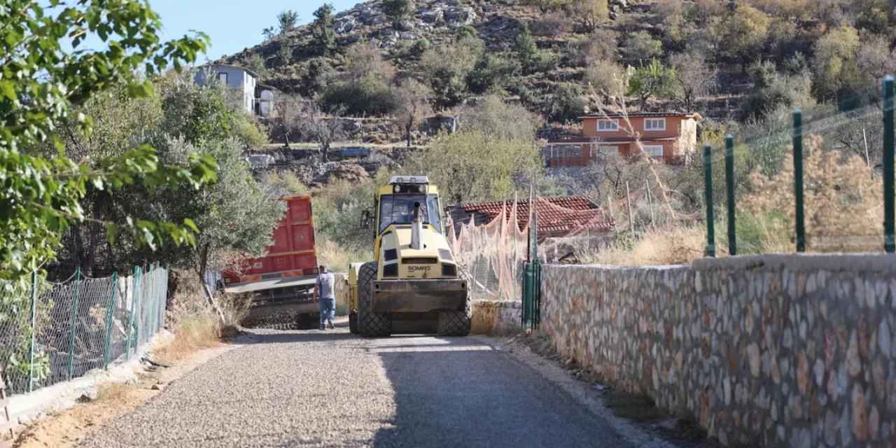 Bozburun’da 10 Bin Metrekarelik Yol Çalışması Tamamlandı