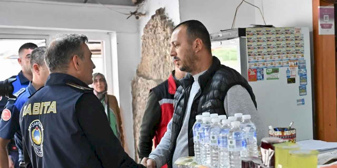 Manisa Büyükşehir'den okul önlerinde seyyarlara sıkı denetim