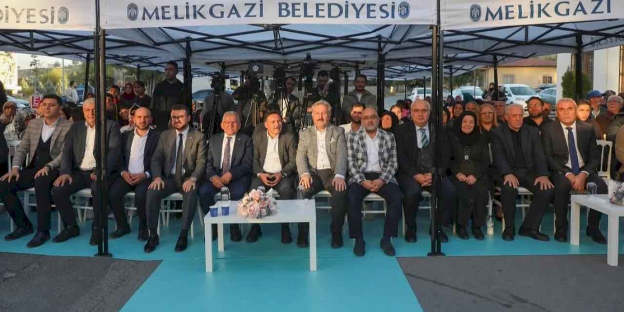 Kayseri Melikgazi Belediyesi Keziban-Davut Sapayer Akıl Küpü Kütüphanesi açıldı