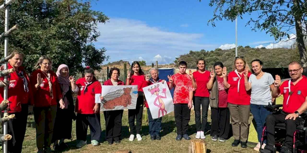Efes Selçuk’un engelsiz çocukları izcilikle tanıştı