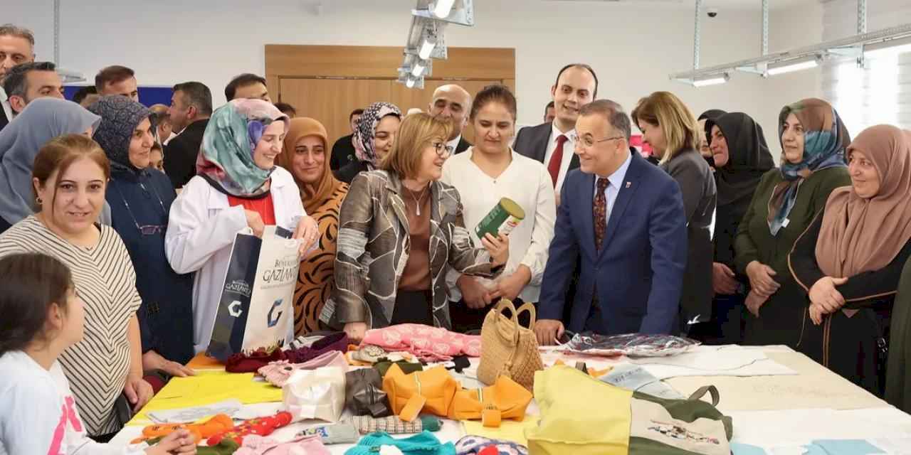 Gaziantep Araban’da yenilenen GASMEK binası hizmete açıldı