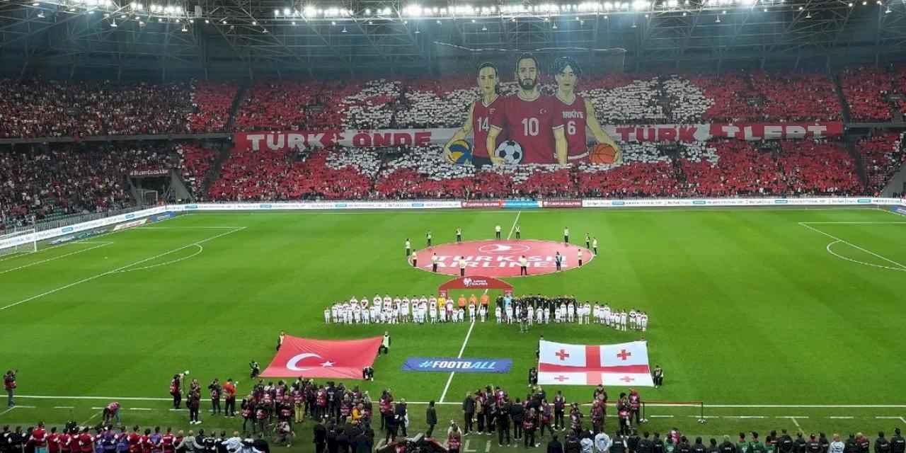 Başkan Büyükakın'dan Milli Takım'a tebrik, Kocaeli'ye teşekkür