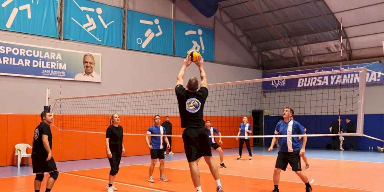 Nilüfer Belediyesi Çalışanları Filede Ter Döktü