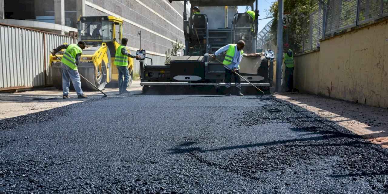 Bursa Büyükşehir'den tüm ilçelere asfalt desteği