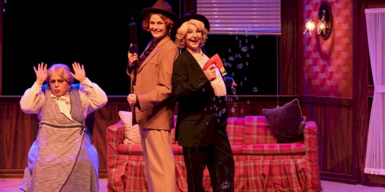 Kocaeli’de tiyatro sezonu dopdolu başladı