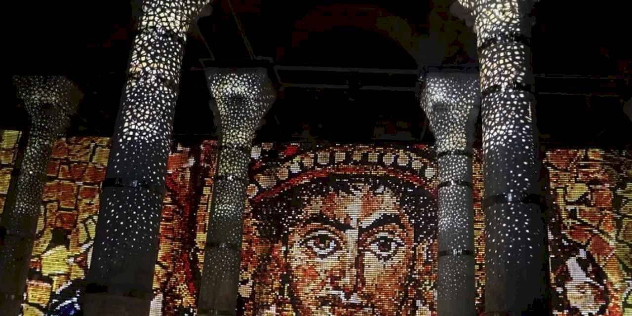 İstanbul'un saklı mirası sarnıçları ziyaret ettiler