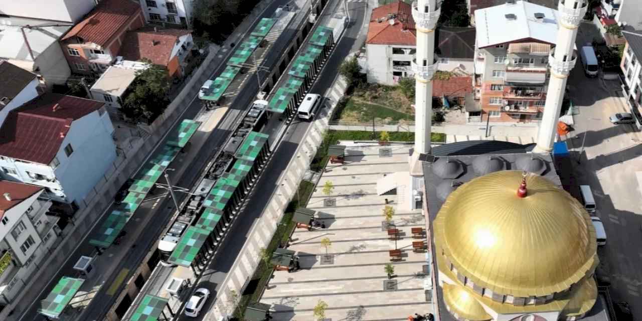 Kocaeli'de İzmit Başaran Camii Meydanı’nı yeniledi