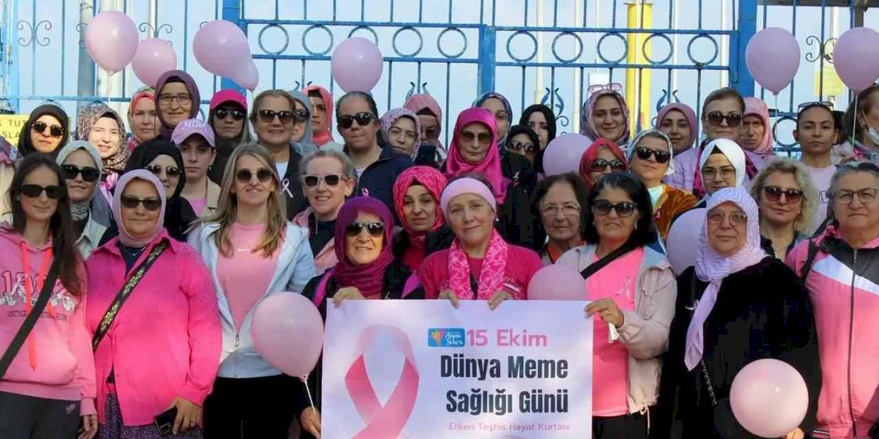 Kocaeli'de meme kanserine “pembe kurdele” ile dikkat çektiler