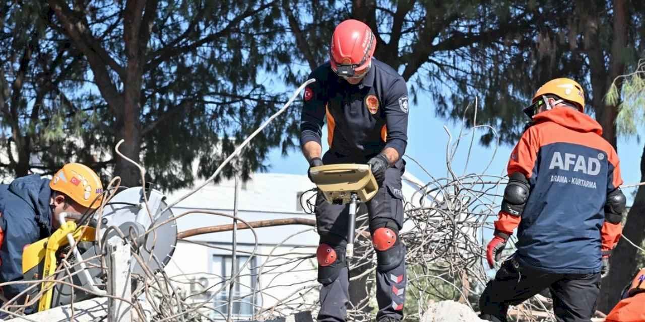 Manisa’da 6,6’lık deprem senaryosu ile tatbikat gerçekleştirildi
