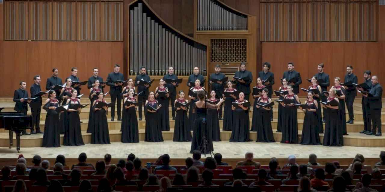 Bursa Çoksesli Korosu Ankara’da sahne aldı
