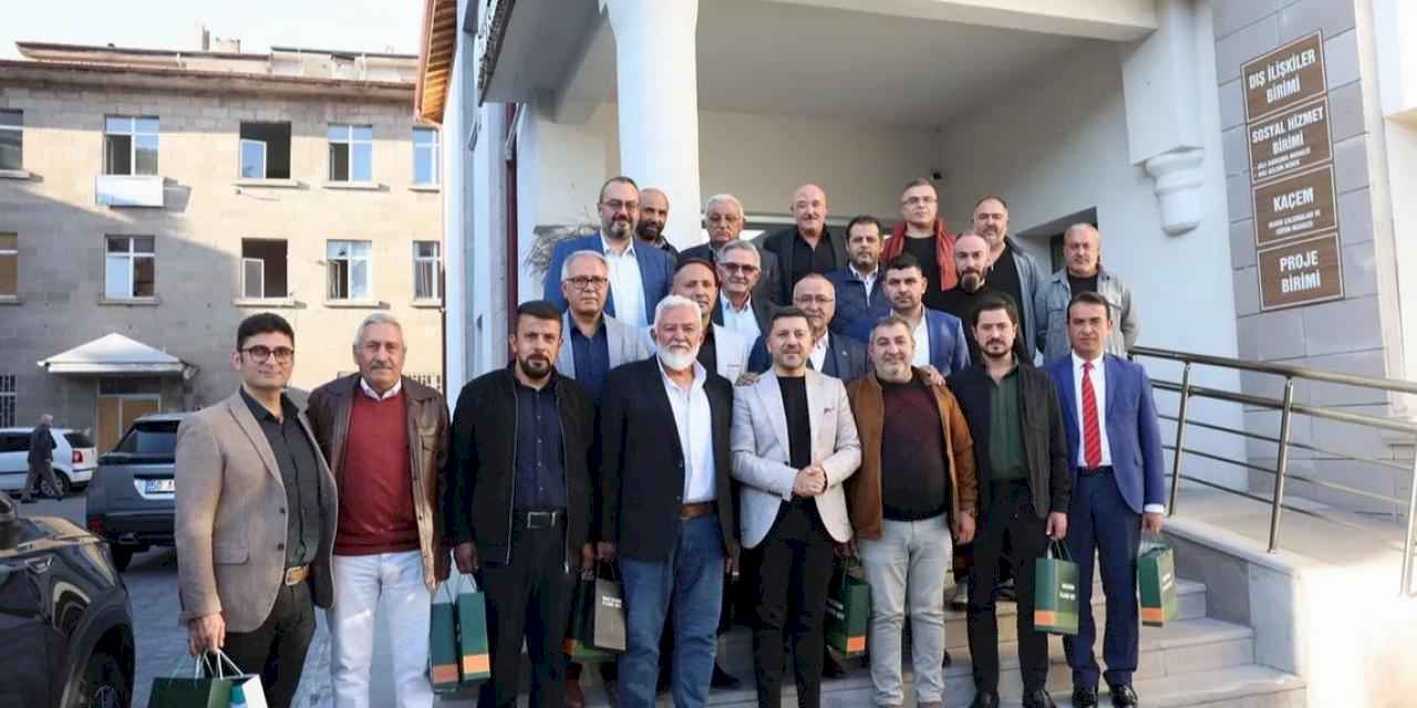 Başkan Rasim Arı Nevşehirli muhtarlarla buluştu
