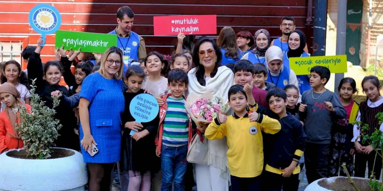 Türkan Şoray TEGV’in 30. Yılına Anlam Kattı