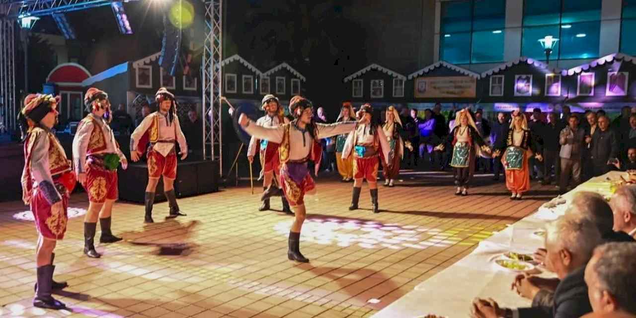 10.⁠ ⁠Gemlik Hemşehri Dernekleri Festivali coşkuyla başladı