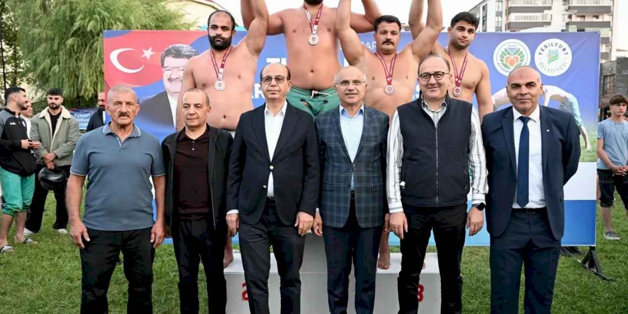 Güreşin kalbi Malatya’da attı