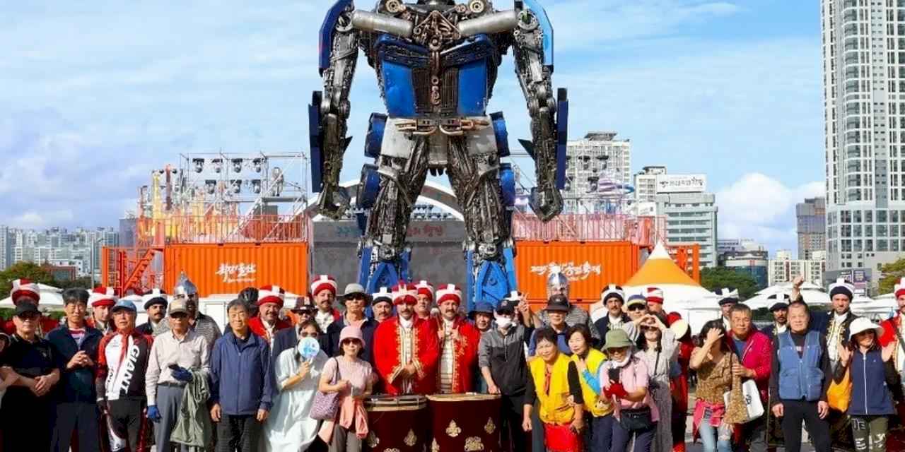 Kocaeli Mehter Takımı Güney Kore’de gönülleri fethetti