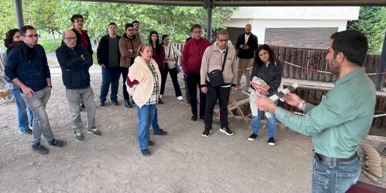 Arkeoloji meraklıları Bursa'da 8 bin 500 yıllık geçmişle buluştu