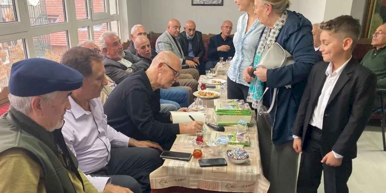 Sabuncuoğlu'nun 'Kalbimdeki Manşet: Hasangala' okurlarıyla buluştu