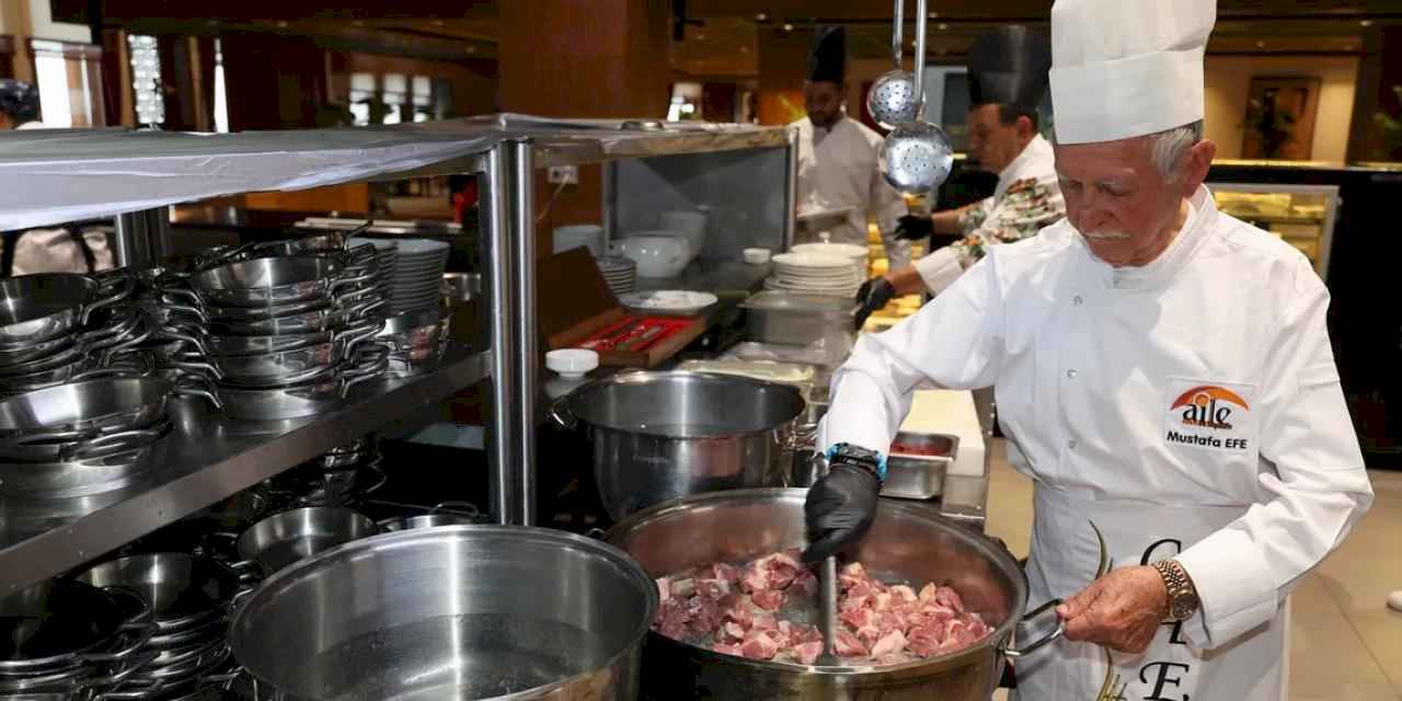 Necip Fazıl'ın eski aşçısından Konya'da 'Vefa Sofrası'