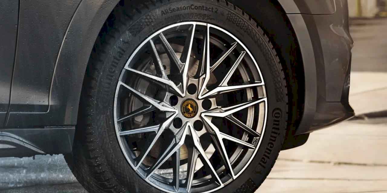 Yağmurlu havalarda kaza riskini azaltacak güvenli sürüş önerileri