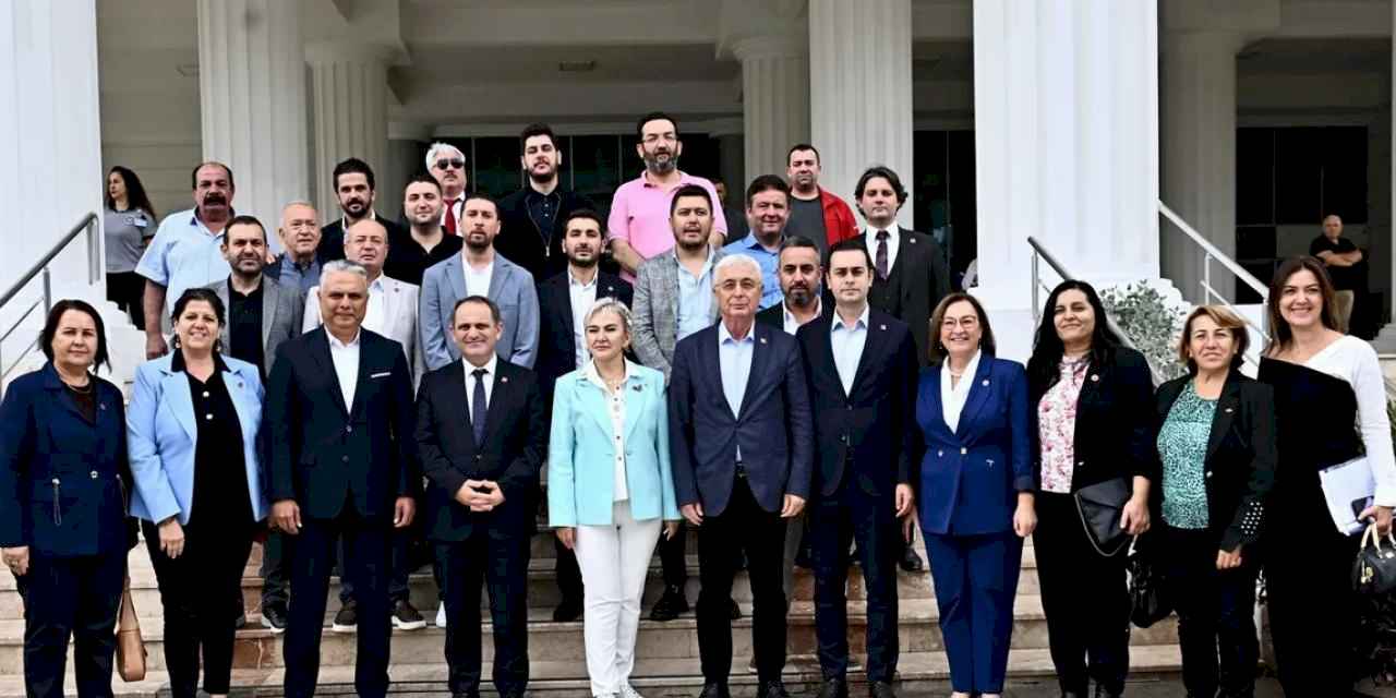 Başkan Uysal: Muratpaşa, bir altı ok belediyesidir