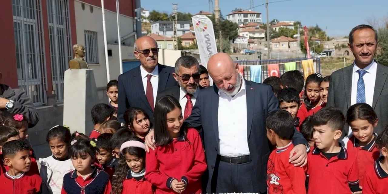 Kayseri Kocasinan çocukların yüzünü güldürüyor