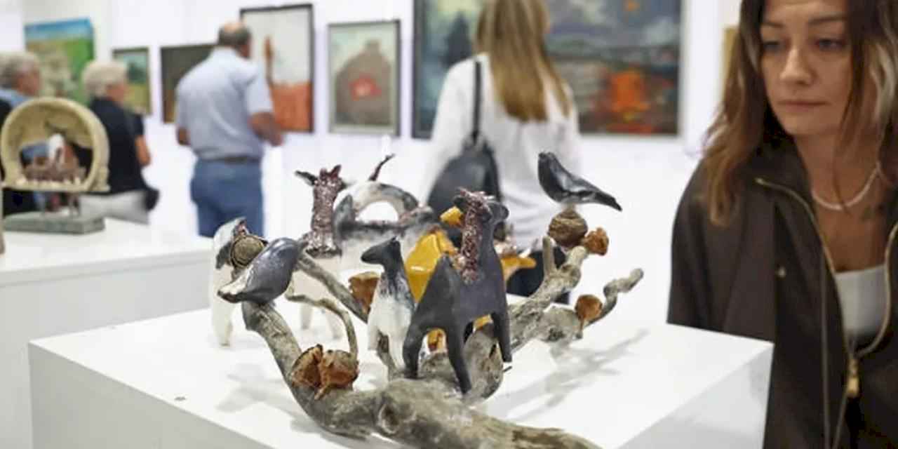 Antalya'da 102 sanatçıdan 102 eserlik sergi