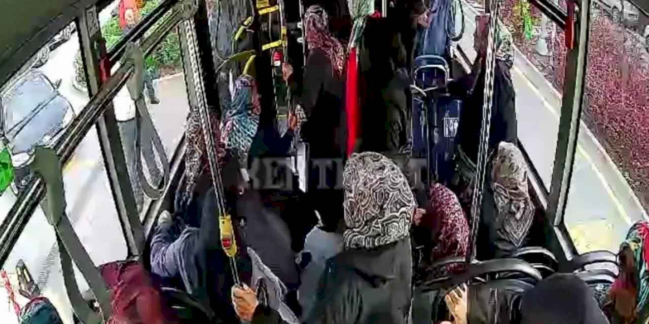 Kocaeli’de otobüs şoföründen duyarlı davranış