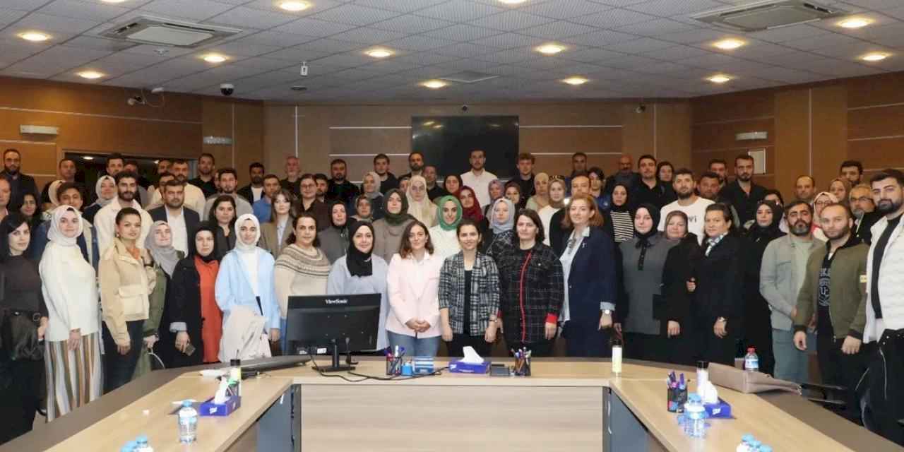 Kocaeli Büyükşehir personeli kendini geliştiriyor