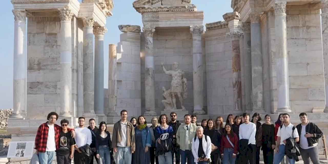 Denizli Büyükşehir’den gençlere yönelik turizm atağı