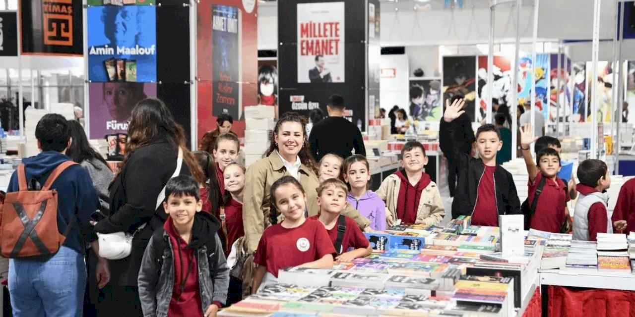 Öğrencilerden kitap fuarına tam not