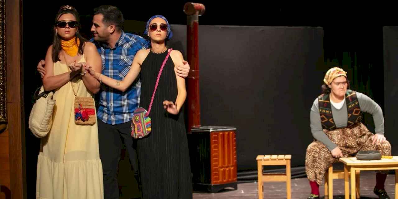 İzmir Güzelbahçe’de kahkaha dolu gece