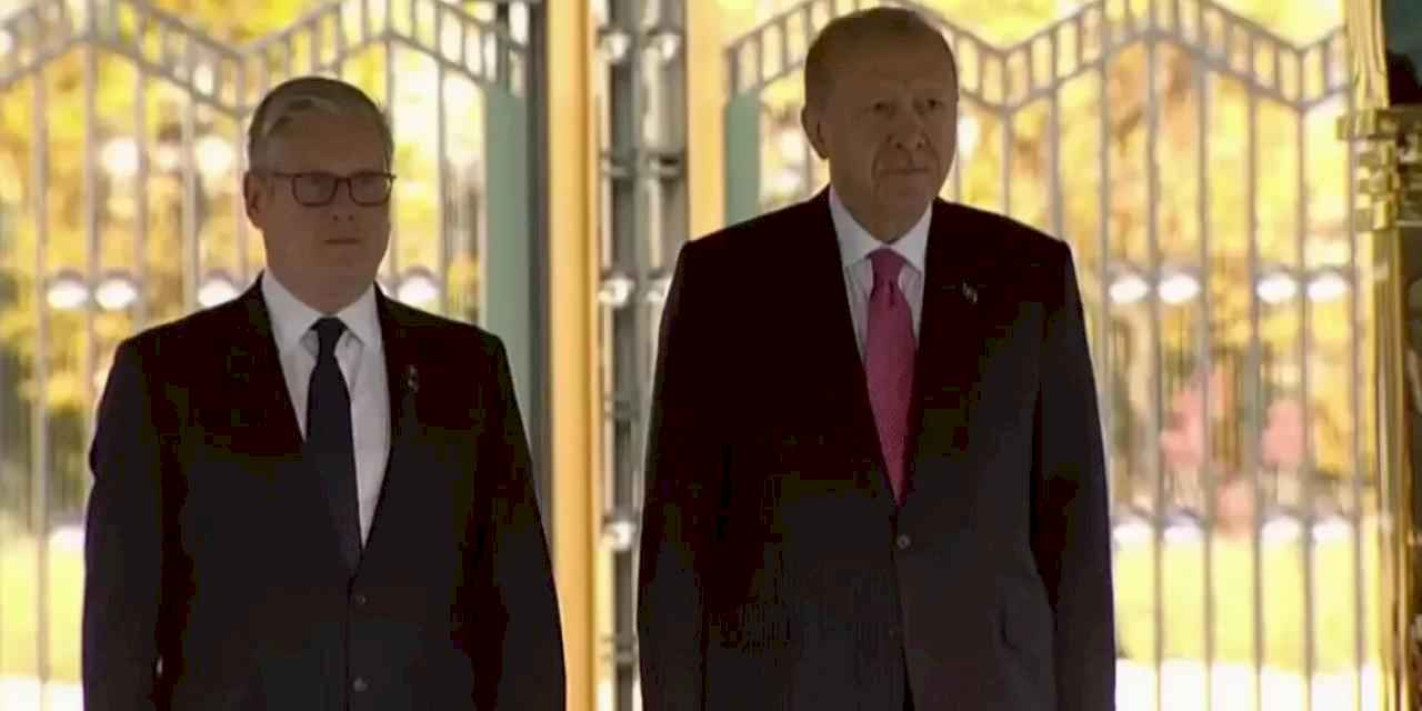 İngiltere Başbakanı Starmer Külliye’de