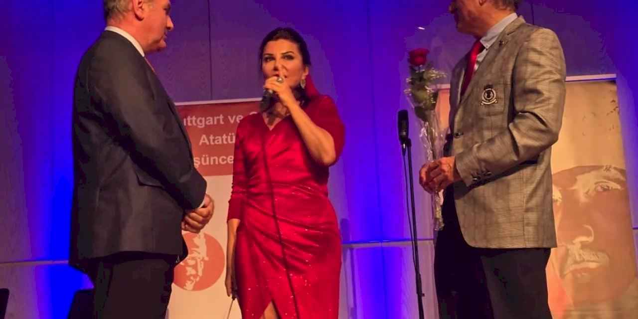 Stuttgart’ta Cumhuriyet’in 102. Yılı coşkuyla kutlandı