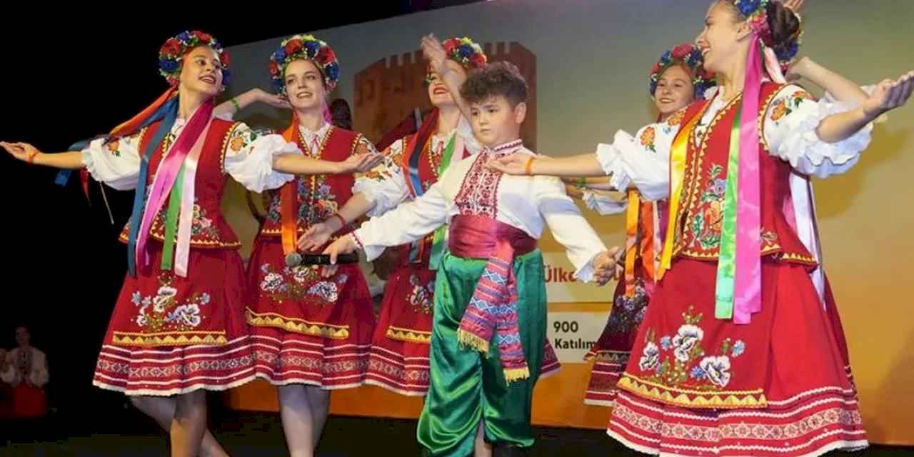 Müzik ve dans Alanya'da buluştu