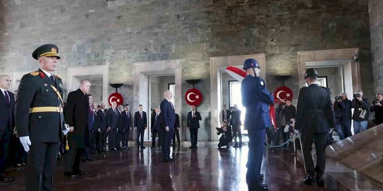 Cumhurbaşkanı Erdoğan, Anıtkabir’de