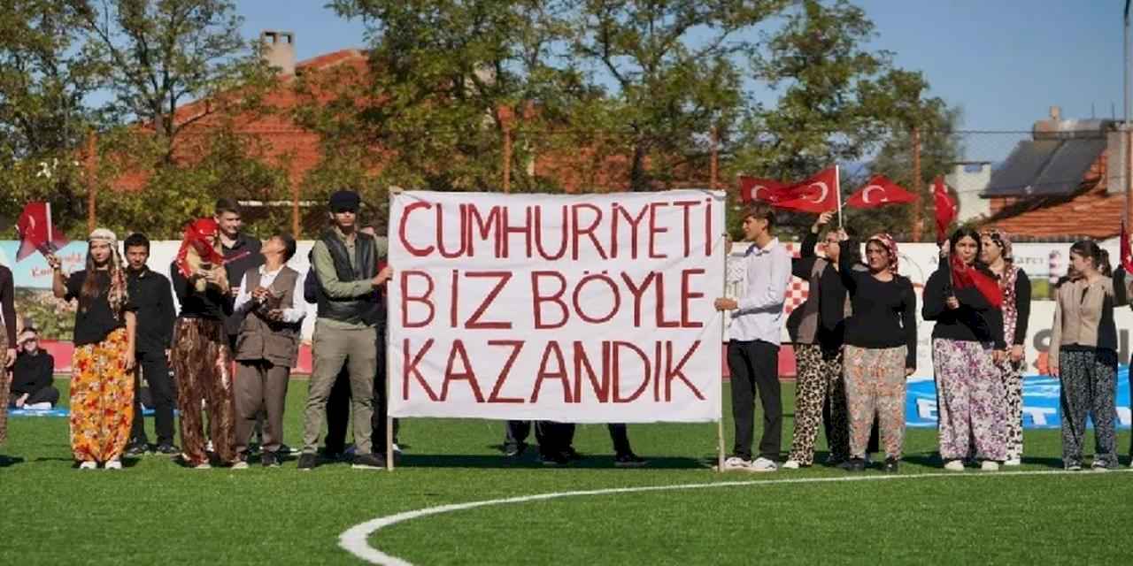 Cumhuriyet Bayramı Ayvalık’ta coşkuyla kutlandı
