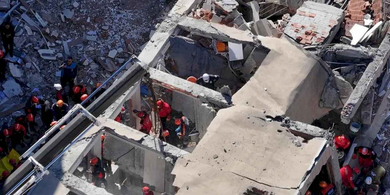 Gebze’de çöken binadan 2 acı haber daha! Ölü sayısı 4 oldu