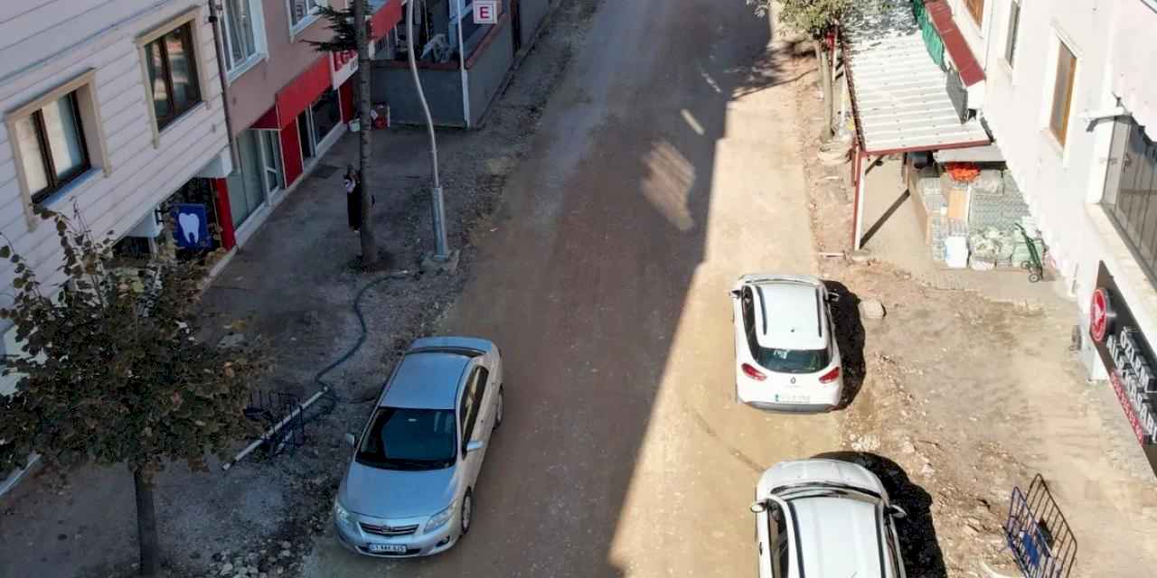 Başiskele Cumhuriyet Caddesi’nde üstyapı atağı