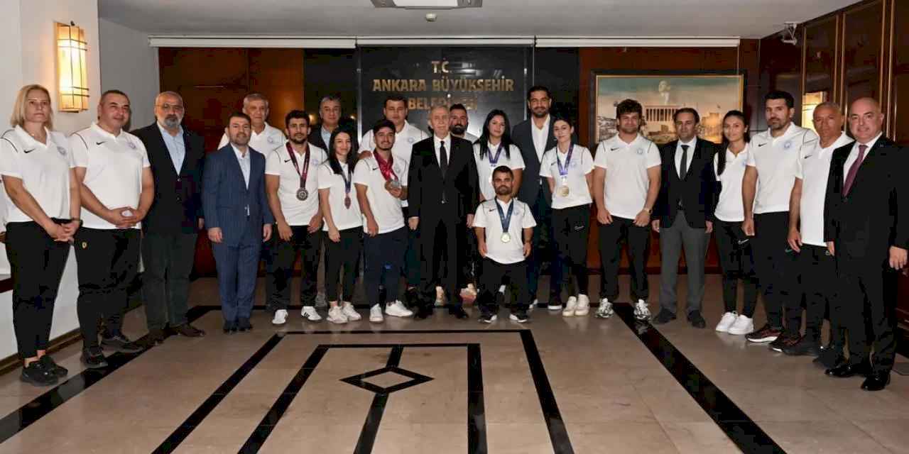 ASKİ'li sporculardan Başkan Yavaş'a ziyaret