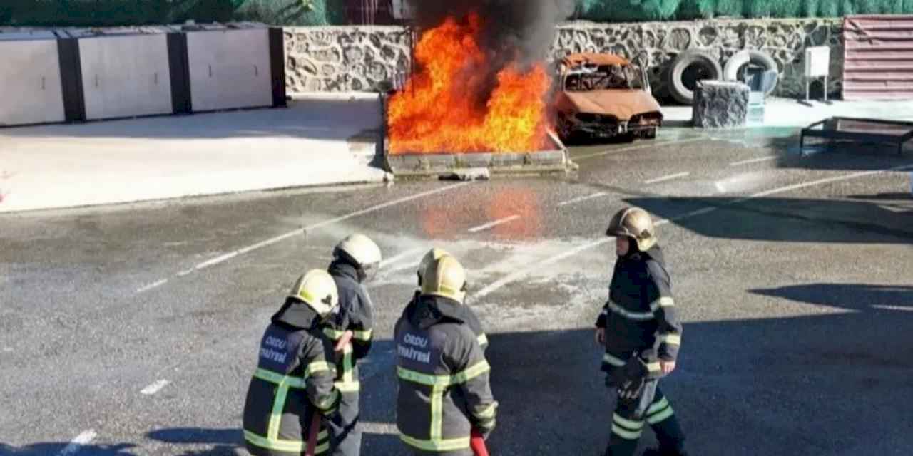 Ordu İtfaiyesi geleceğin kahramanlarını yetiştiriyor