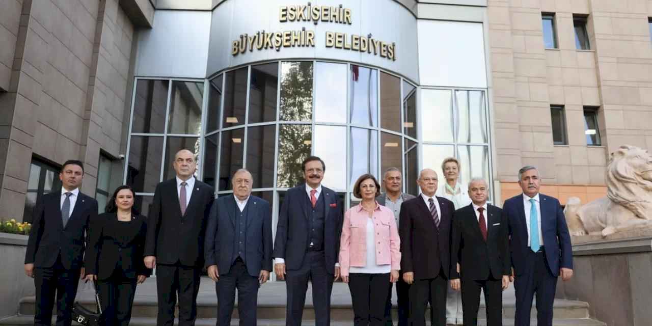 Hisarcıklıoğlu’ndan Eskişehir Büyükşehir Belediye Başkanı Ünlüce’ye Ziyaret