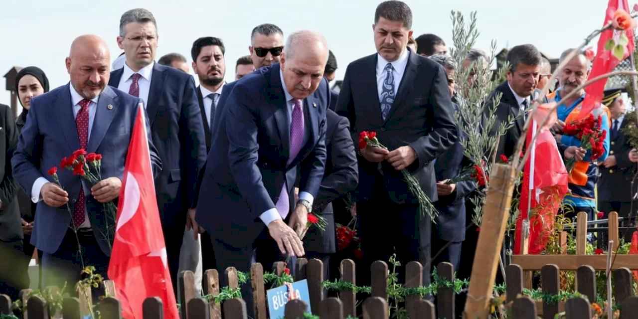 Kurtulmuş, Adıyaman’da deprem şehitlerini andı