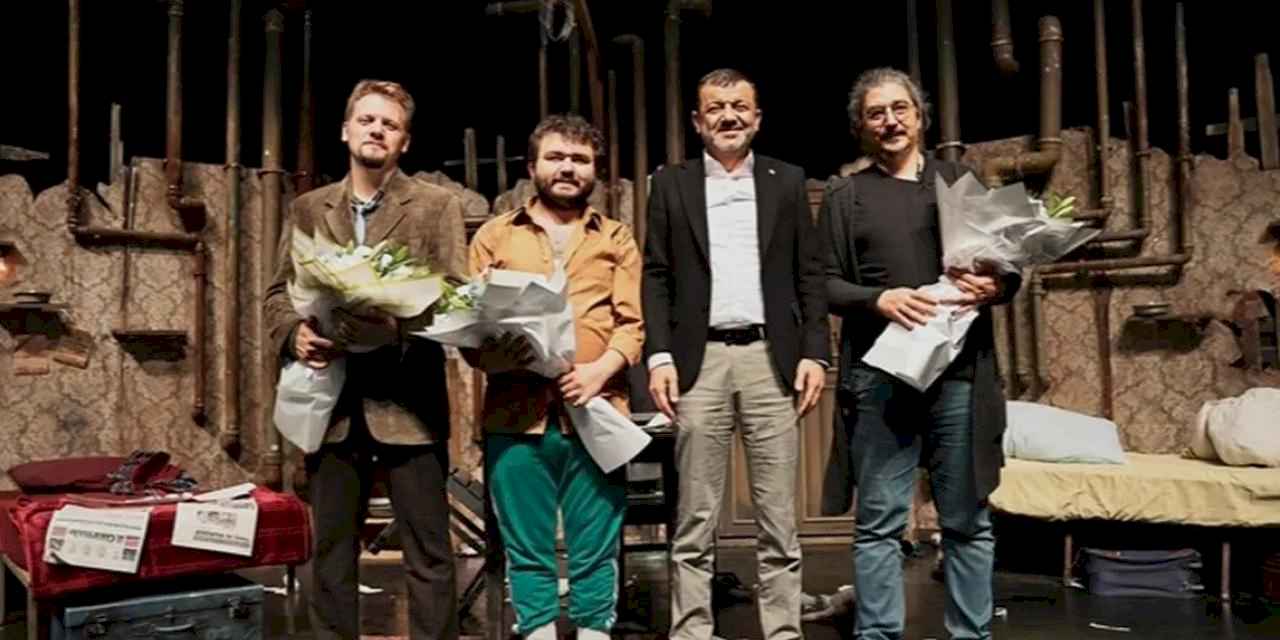 'Sığıntılar' Denizli’de sanatseverlerle buluştu