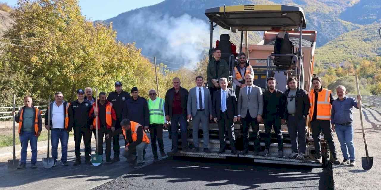 Artvin'de Vali Ergün’den Ardanuç’ta asfalt mesaisi