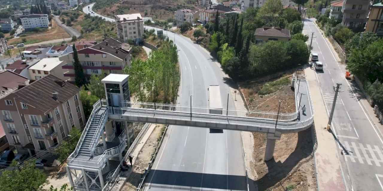 Kocaeli Büyükşehir'den son 6 yılda 18 yeni üst geçit, 38 engelli asansörü