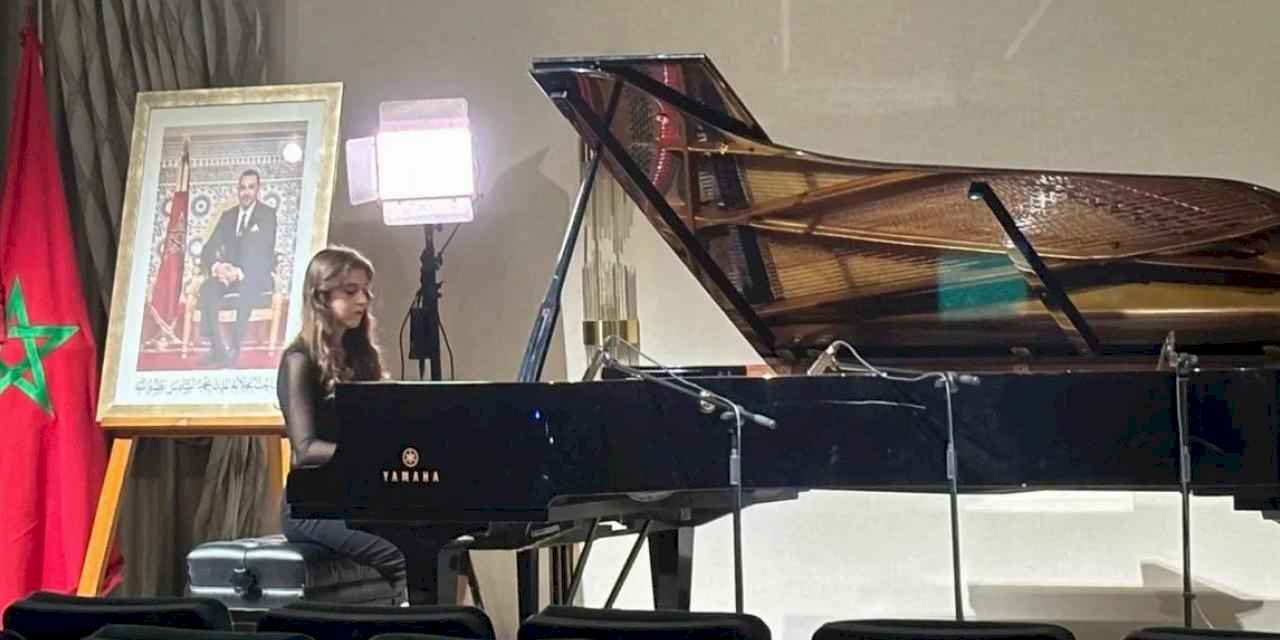 Piyanonun genç incisi Narlıdere'yi gururlandırdı